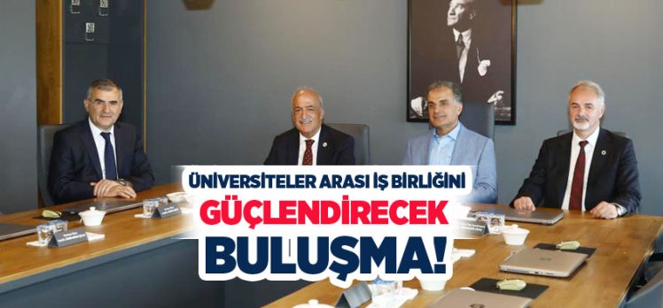 Sakarya Üniversitesi Rektörü Hamza Al, Atatürk Üniversitesi Rektörü Ömer Çomaklı'yı ziyaret etti.